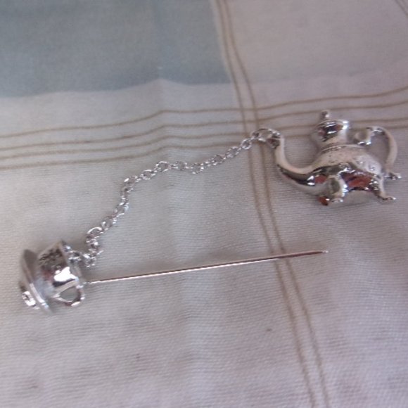 Avon Colonial Teapot Stick Pin 1982 - Picture 7 of 10